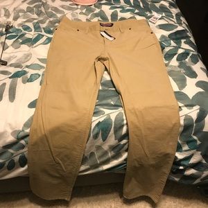 Vineyard Vines corduroy pants
